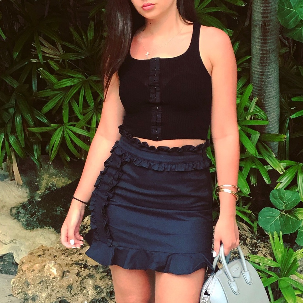 Project social t crop clasp tank top